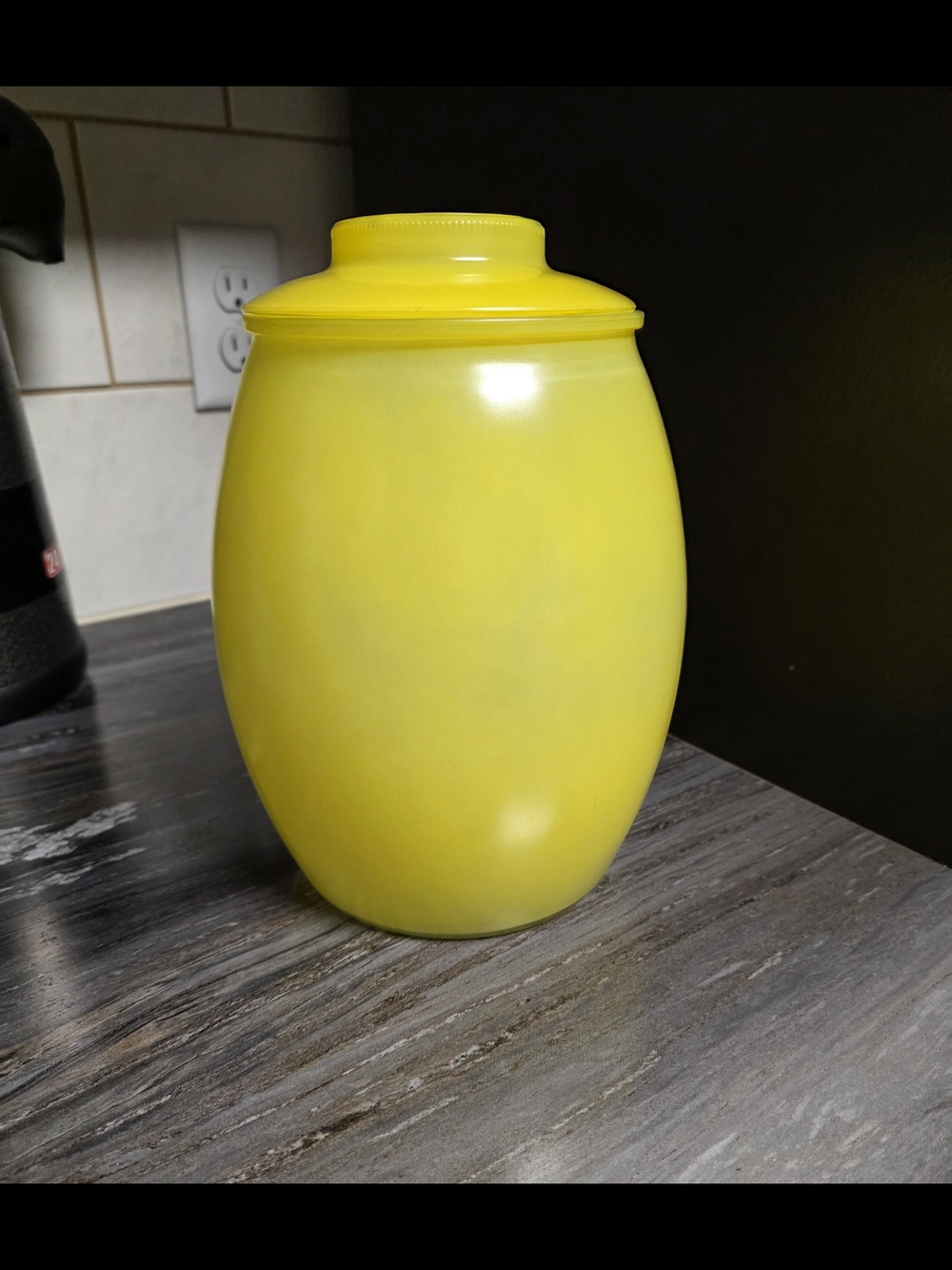 1960s Bartlett Collins Yellow Cookie Jar with Orange, Retro Daisy - Flower Power - Picture 2 of 9